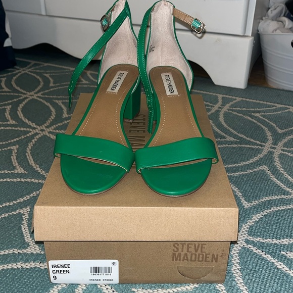Steve Madden Heels - Picture 1 of 3